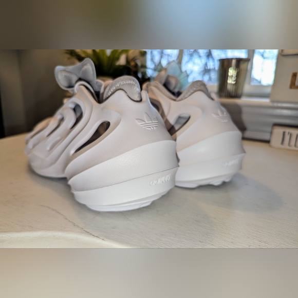 adidas adiFOM Q White Grey HP6584 Makers of Foam Runners Men’s Size US 4.5 - Picture 3 of 8